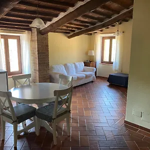 https://rosa-di-maggio.it-tuscanyhotel.com